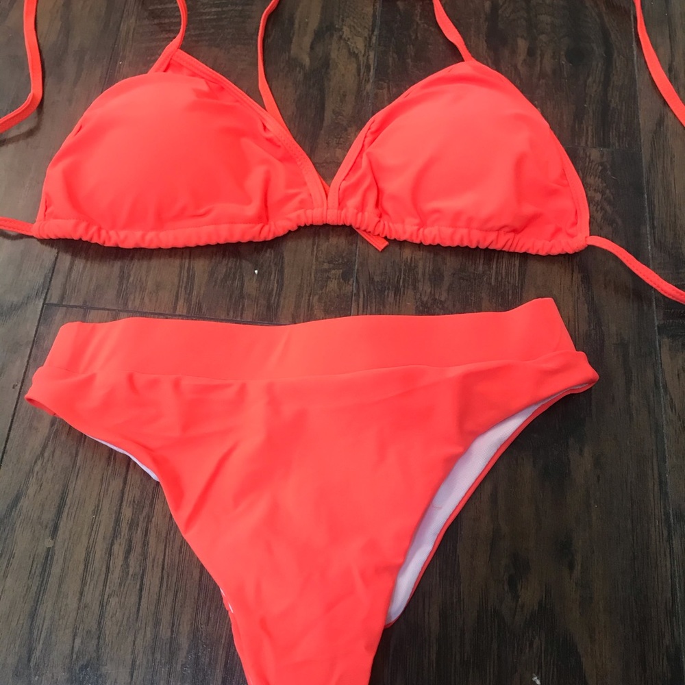 Bathing suit